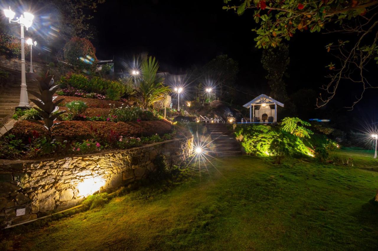 Andriyala Hotel Diyatalawa Buitenkant foto