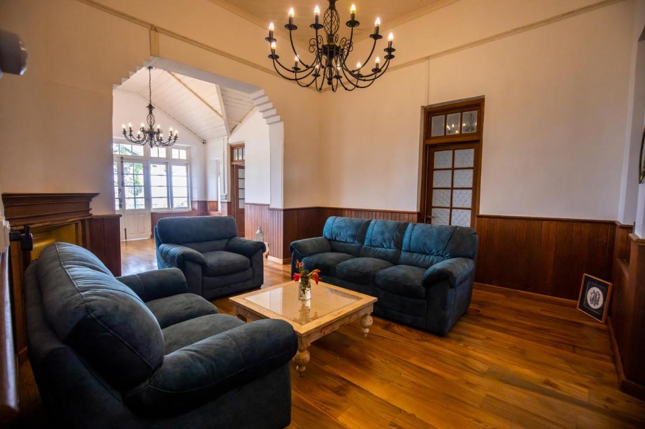 Andriyala Hotel Diyatalawa Buitenkant foto