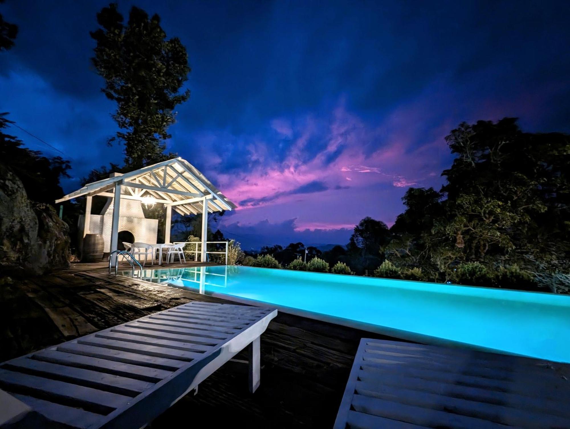 Andriyala Hotel Diyatalawa Buitenkant foto
